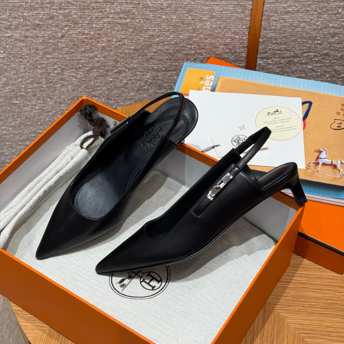 HERM LOVER 40 PUMPS