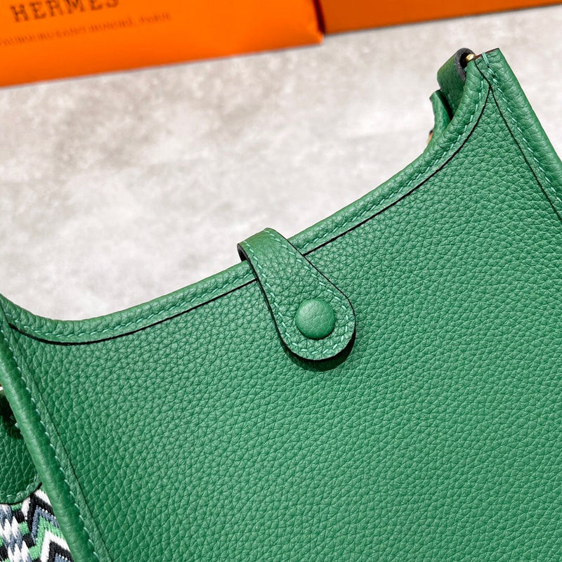 PHA - HMS Bags - 1651