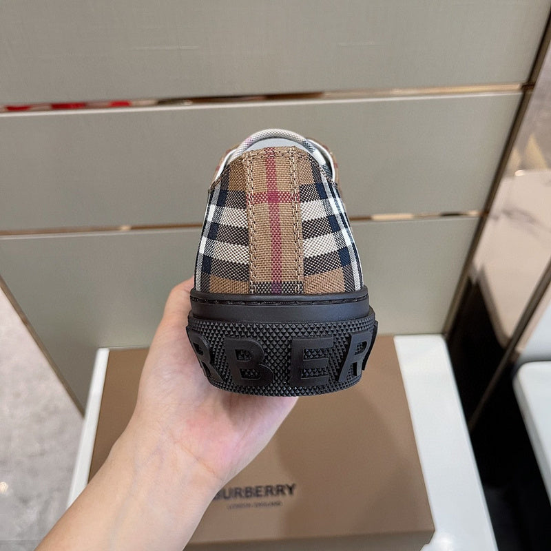 Burberry Luxury Shoes