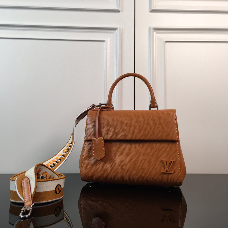 I W Fashion Lu-Vi bags - 17239