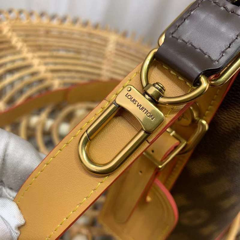 LOV2 Bags - Luxurious Bags  492