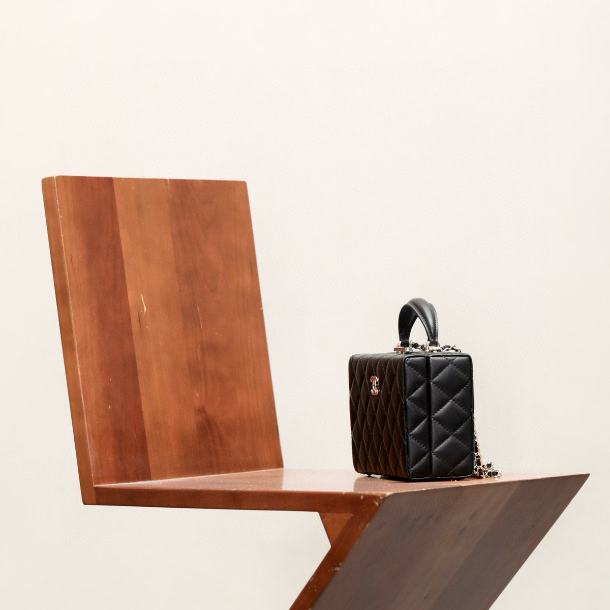 CC SMALL BOX CHAIN BAG