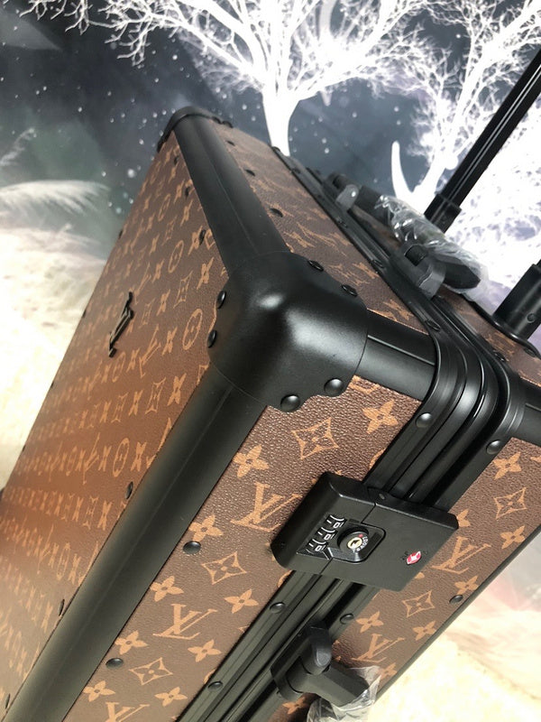 I W Fashion Lu-Vi bags - 11406