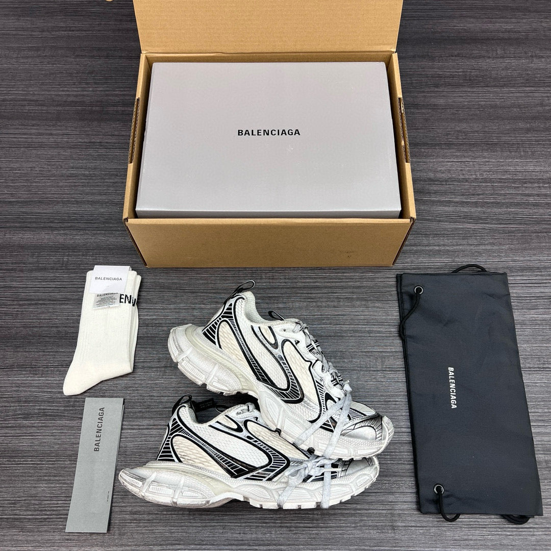 BAL 3XL TRAINERS