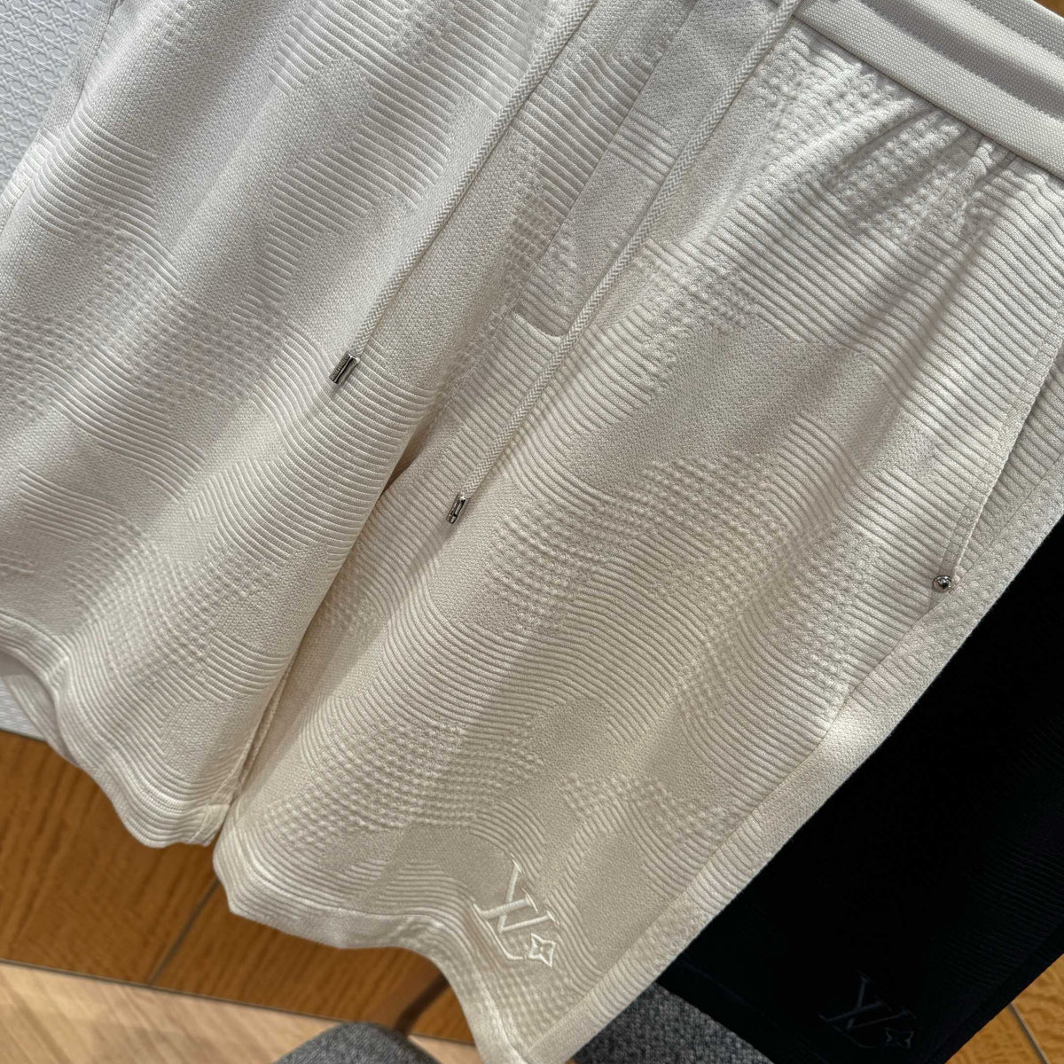 LOU SHORTS