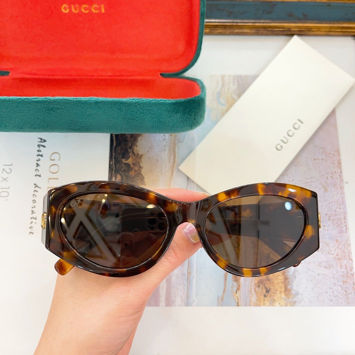 GG SUNGLASSES