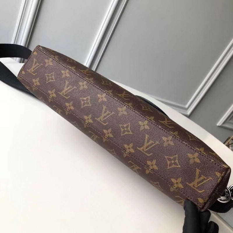 I W Fashion Lu-Vi bags - 17691