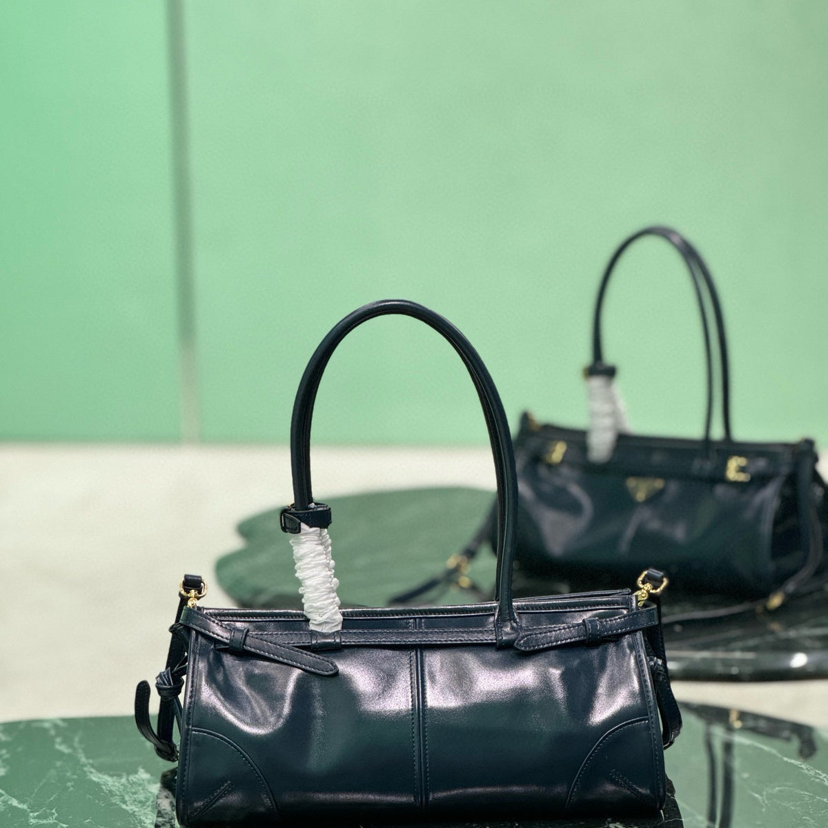 PD MEDIUM LEATHER HANDBAG