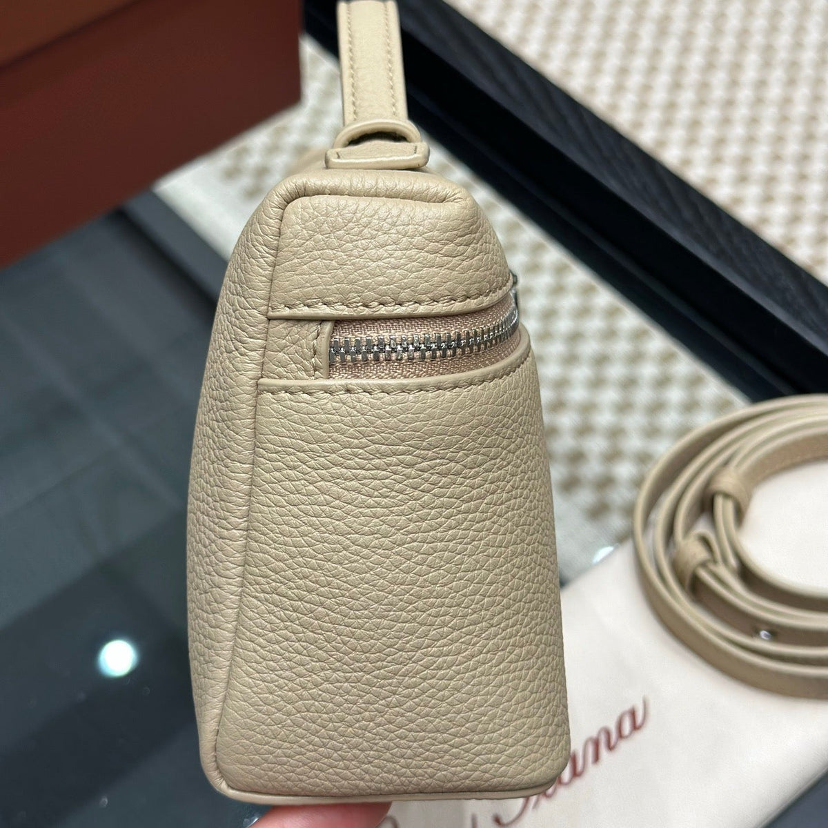 LORO P EXTRA POCKET L19 BAG