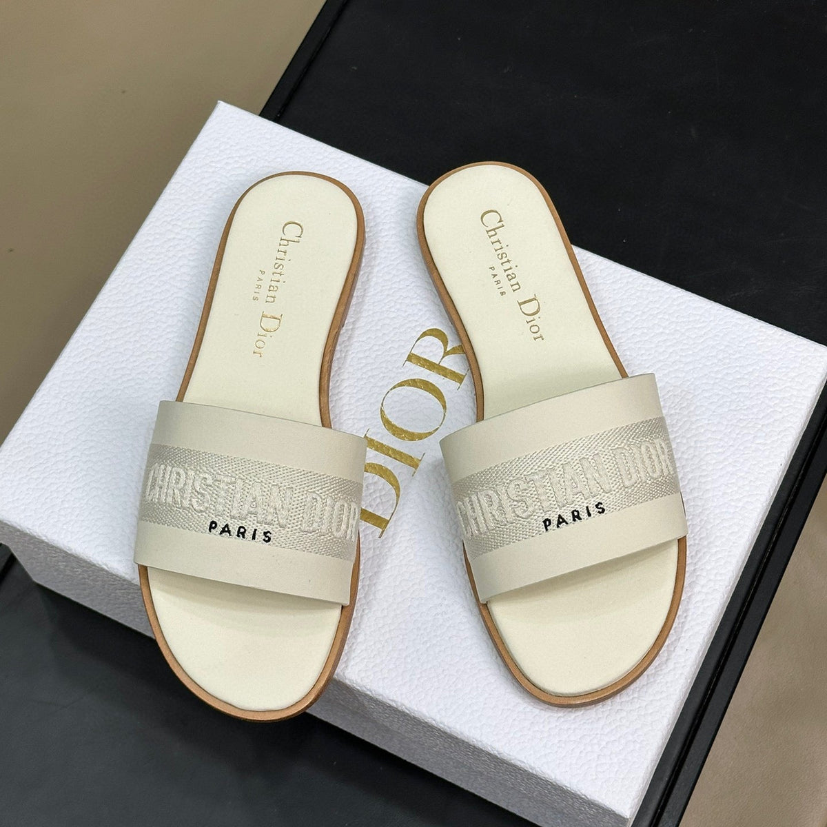 CD DWAY SLIDES