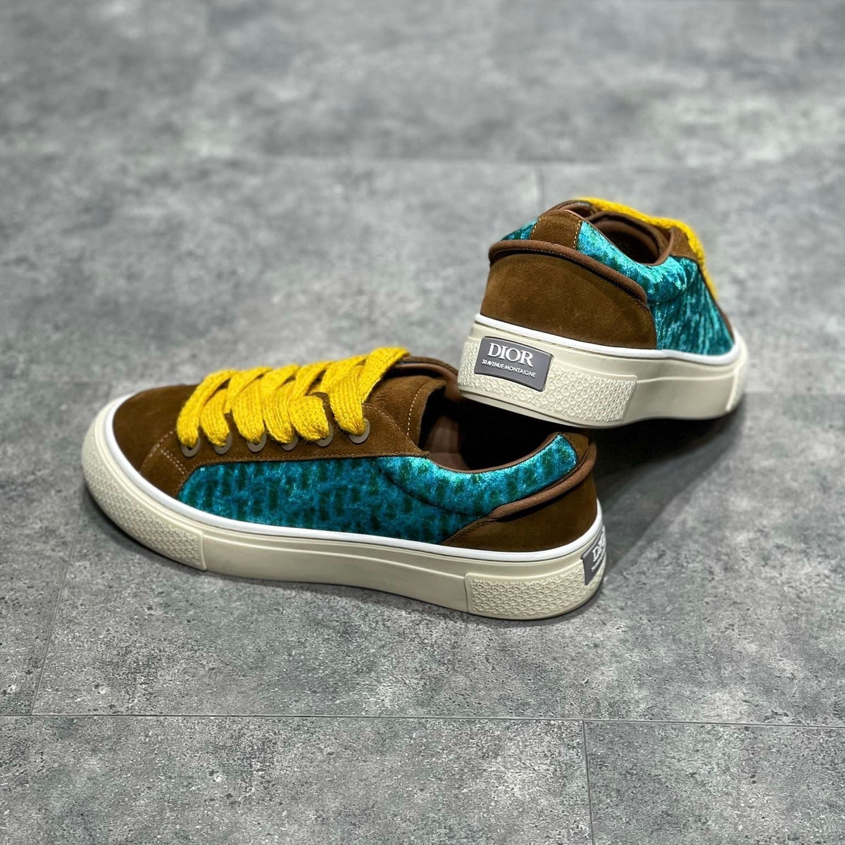 CD B33 SNEAKER
