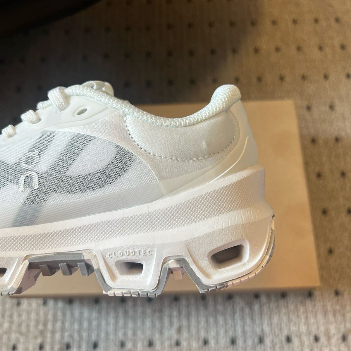 LOEW CLOUDLIT SNEAKER