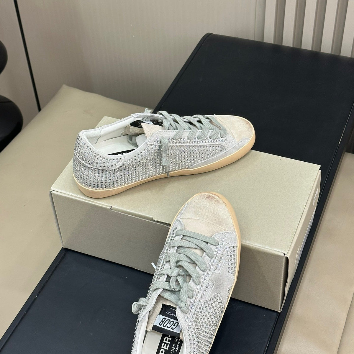 GOLDEN G TRAINERS