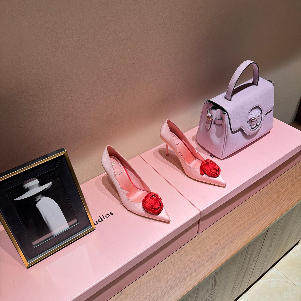 ROGER V HEELS