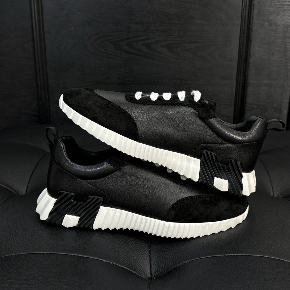 HERM BOUNCING SNEAKERS