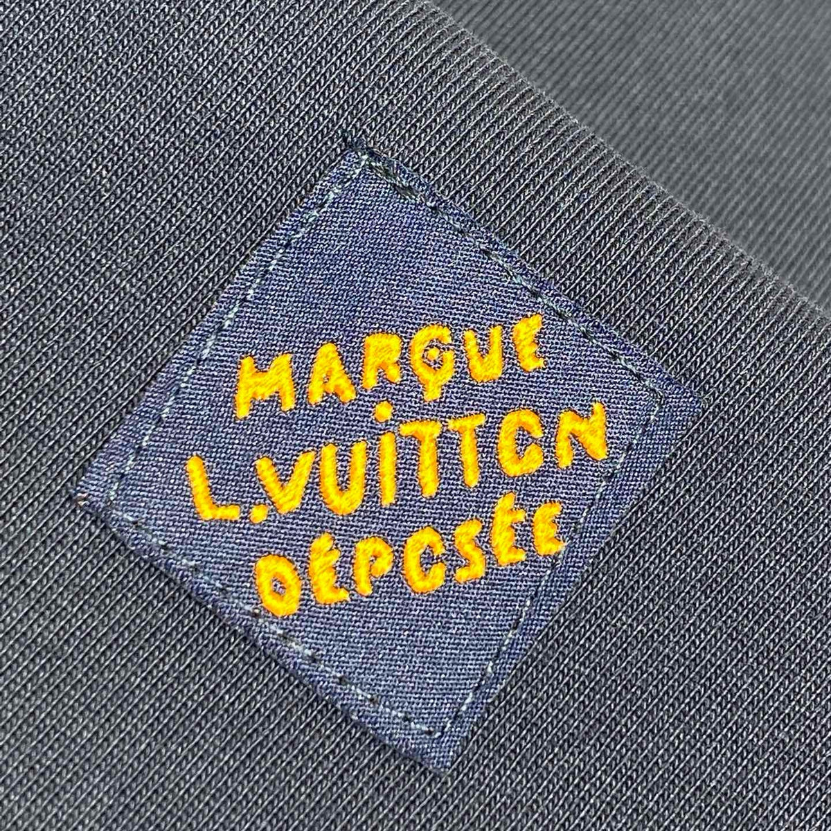 LOU T-SHIRT