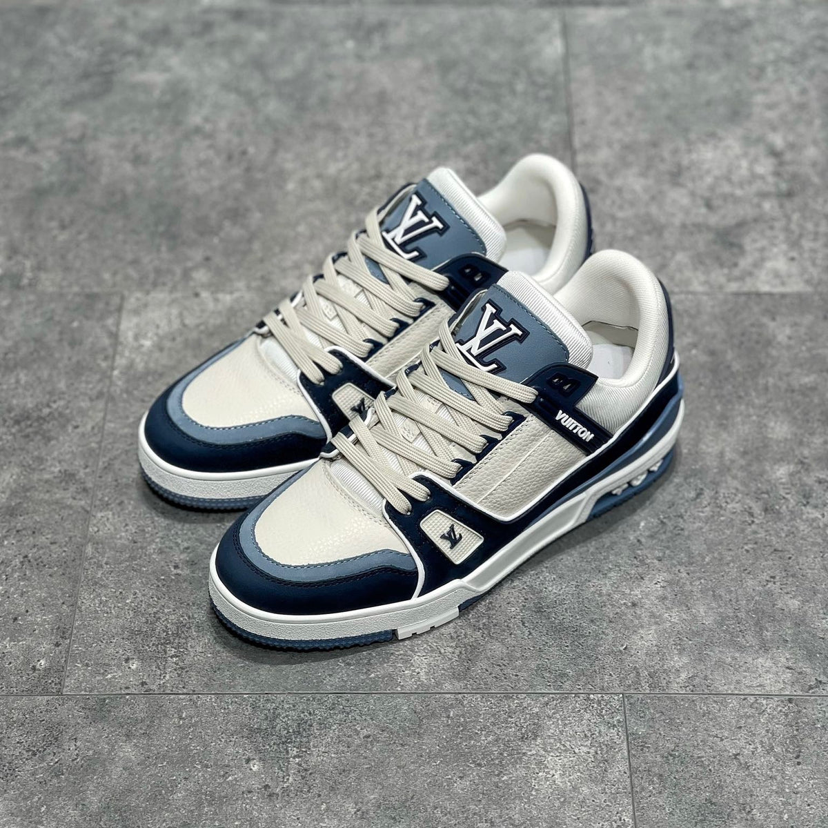 LOU TRAINERS