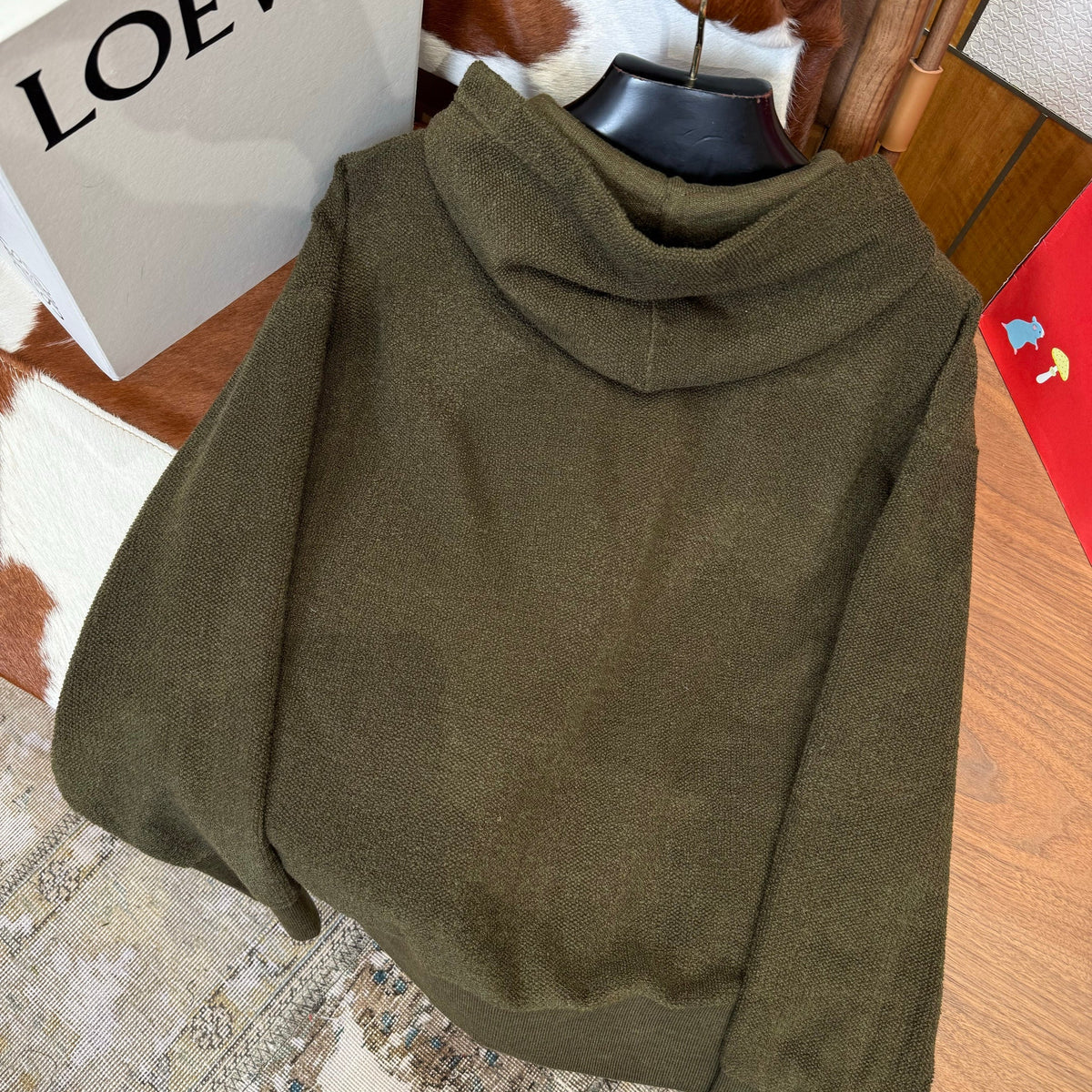 LOEW ZIP HOODIE