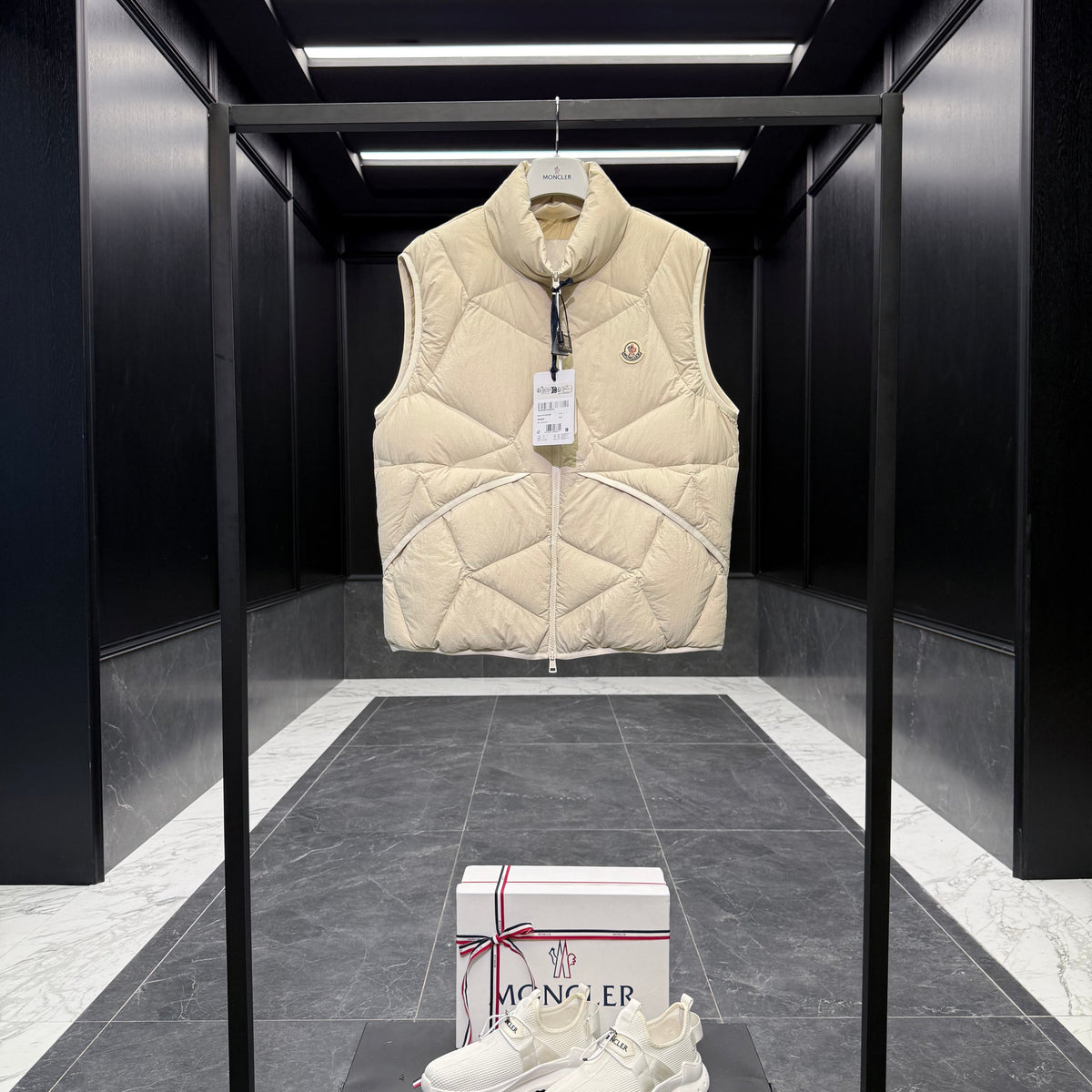 MONC VENDAVEL VEST