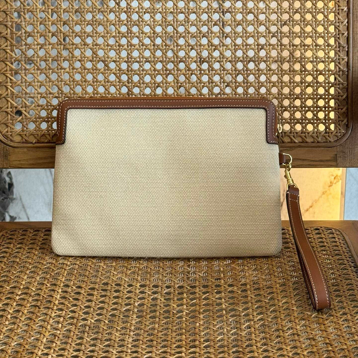 CEL SMALL POUCH WITH STRAP