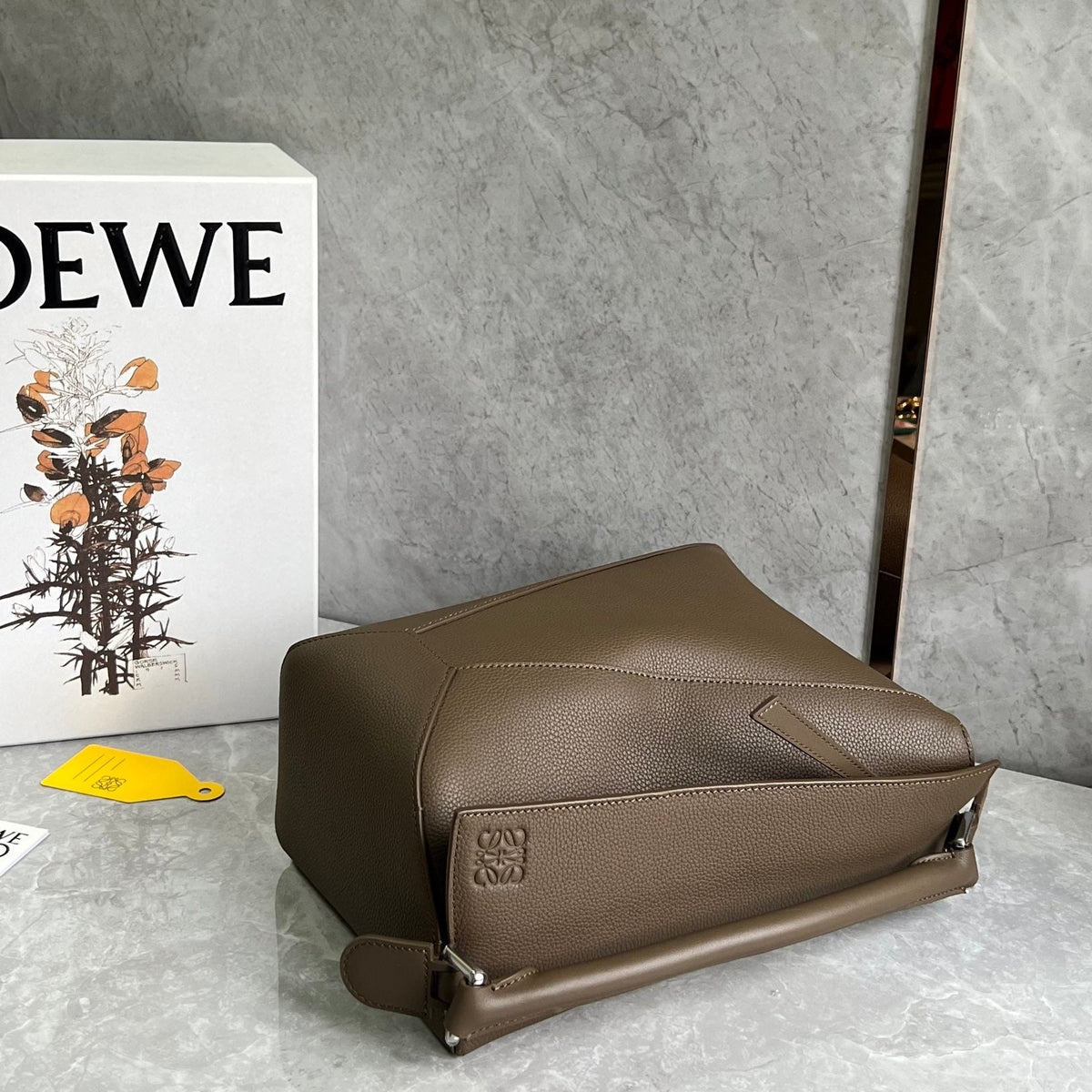 LOEW MEDIUM PUZZLE BAG