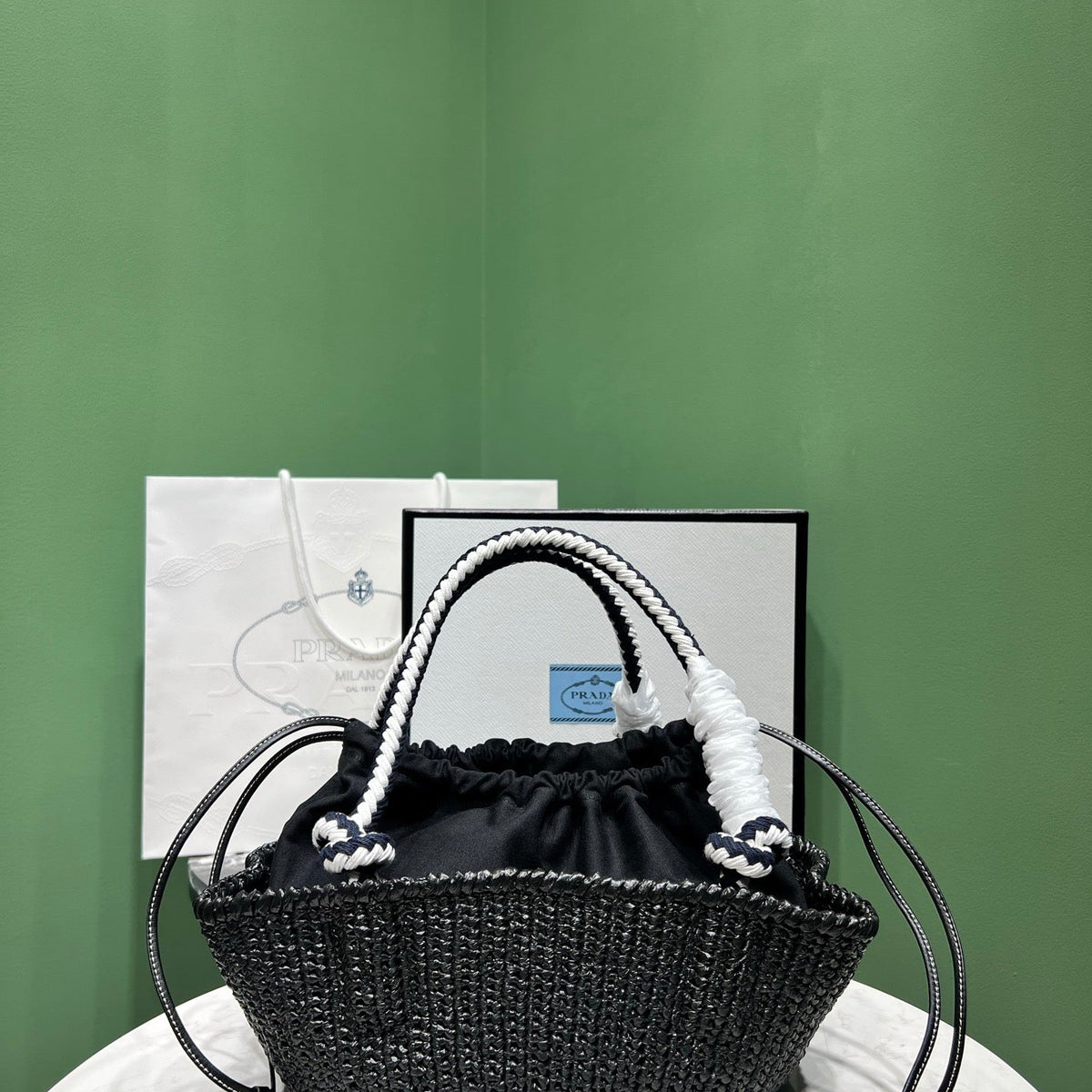 PD RAFFIA CROCHET BAG
