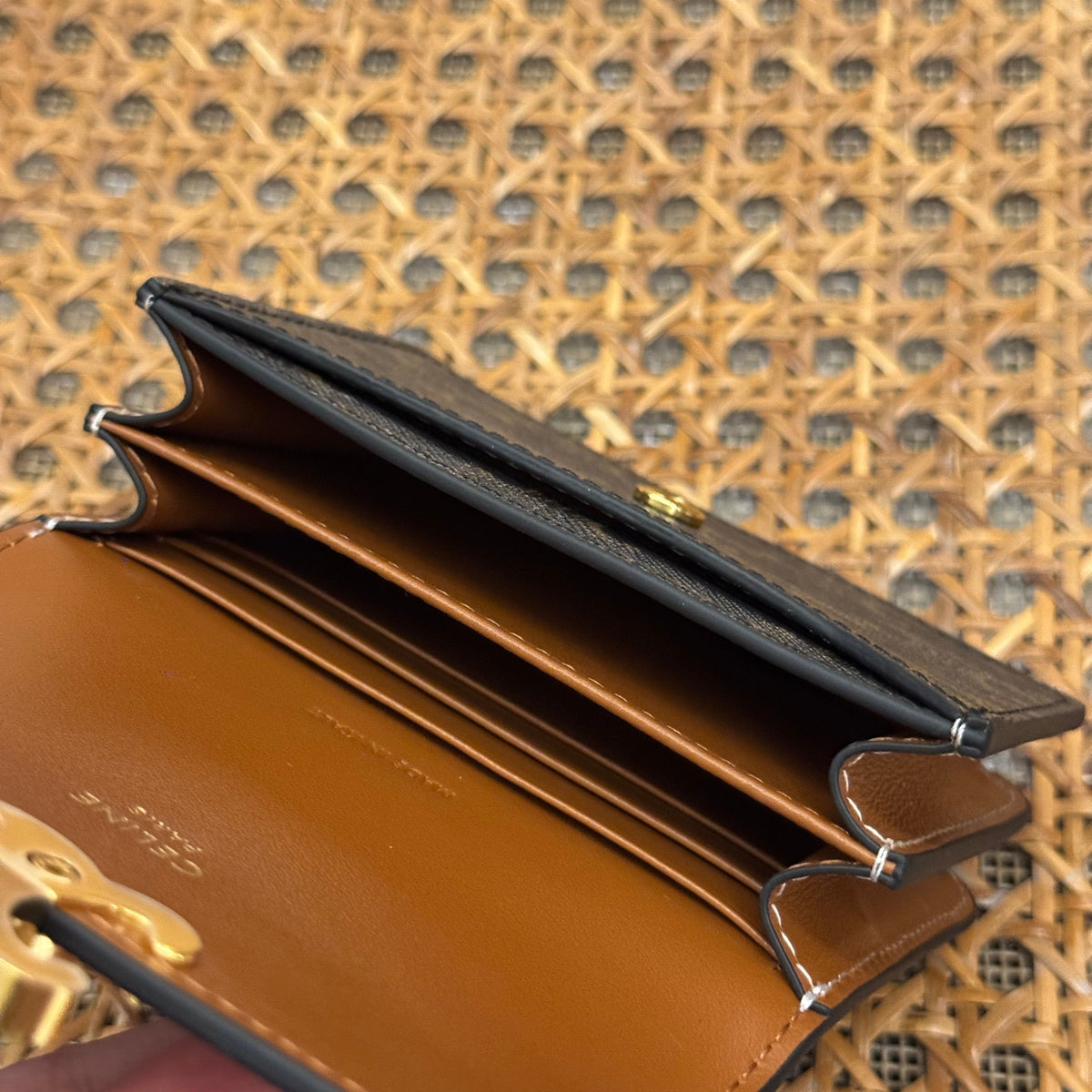 CEL BUSINESS CARD HOLDER TRIOMPHE