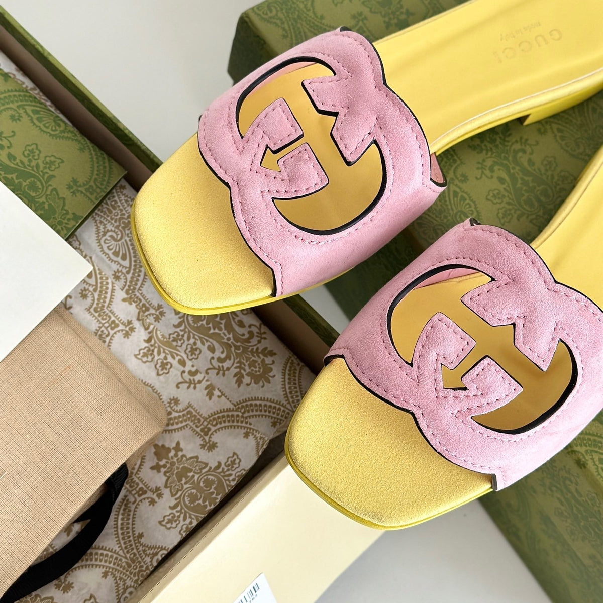 GG CUT OUT SANDALS