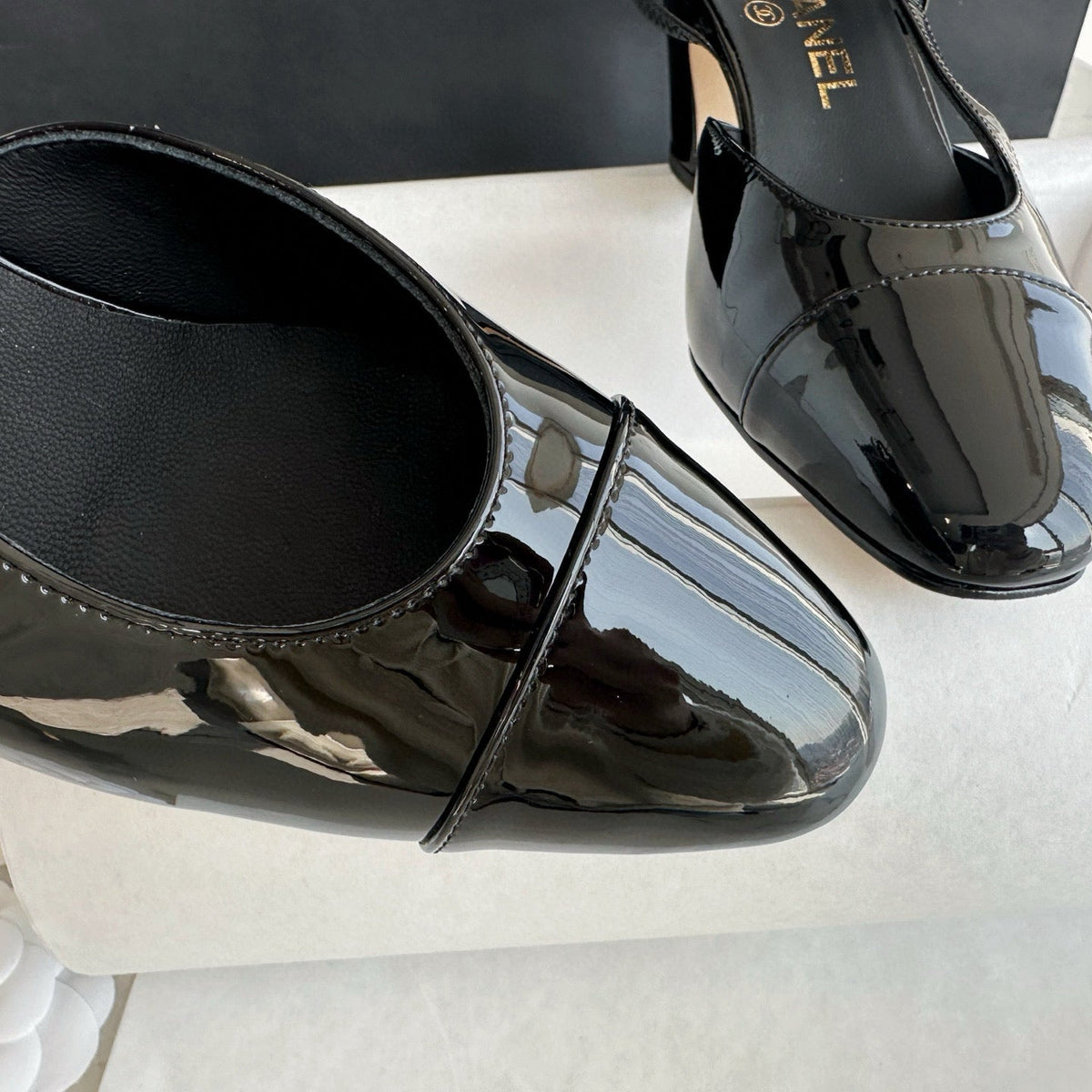 CC SLINGBACK HEELS