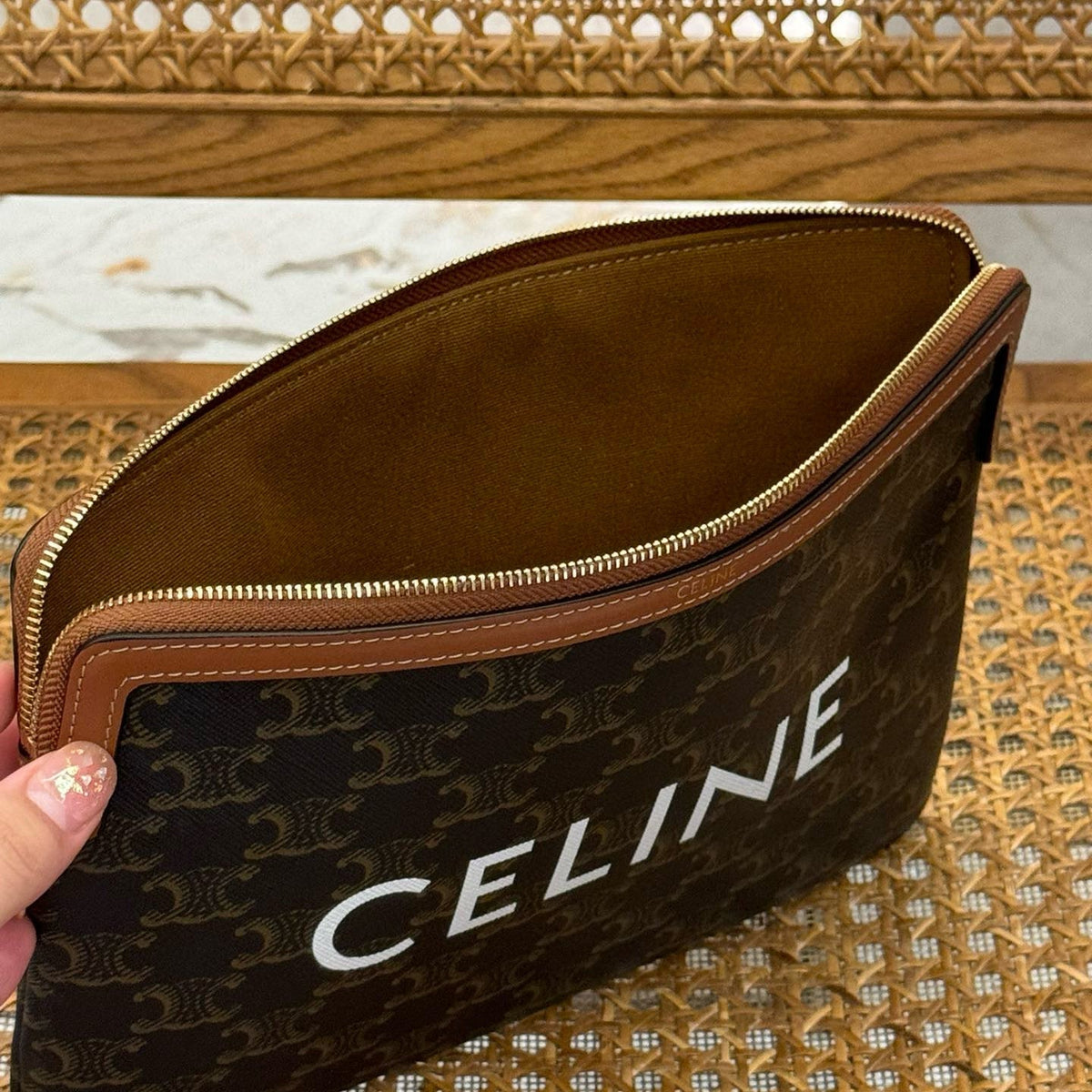 CEL SMALL POUCH WITH STRAP