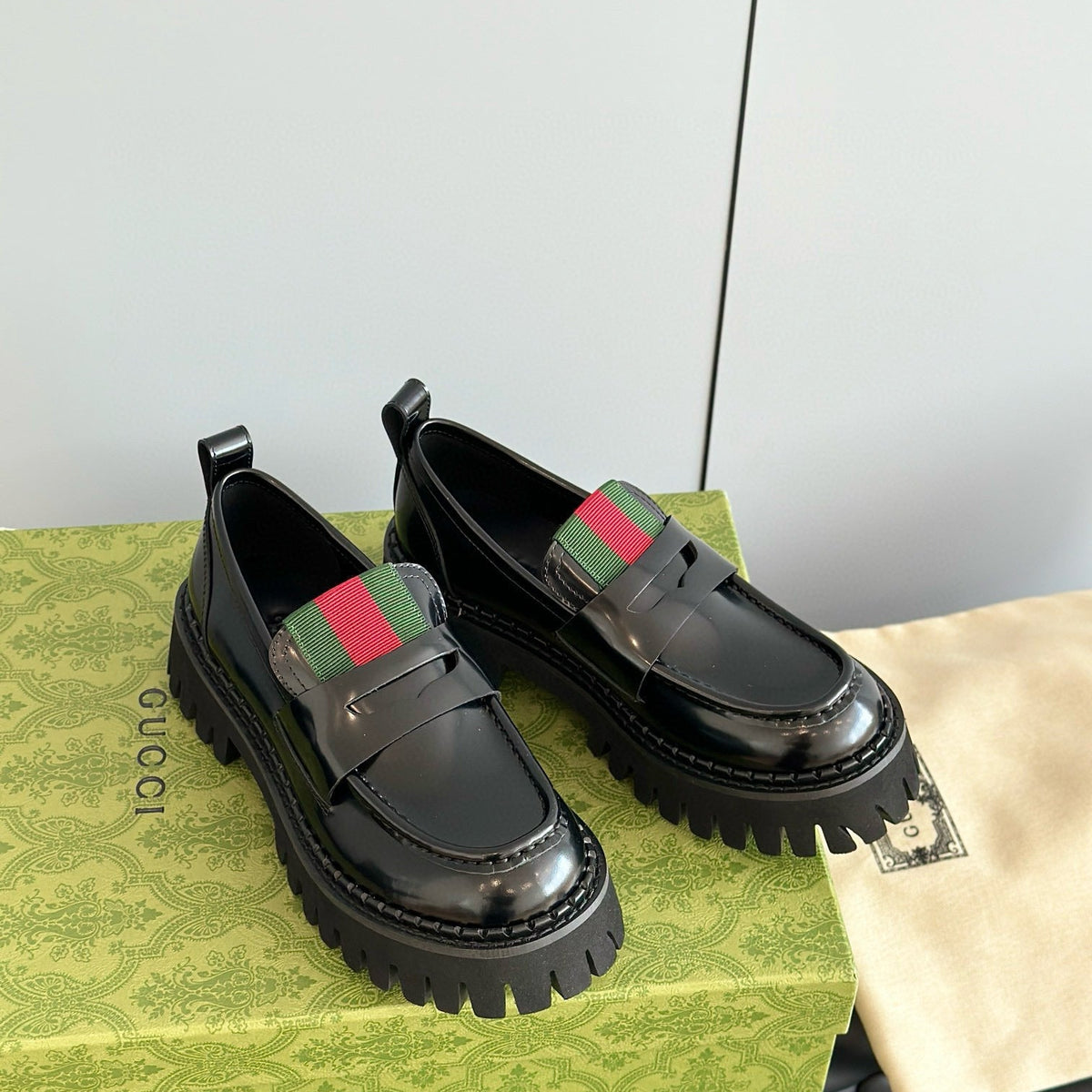 GG LOAFERS