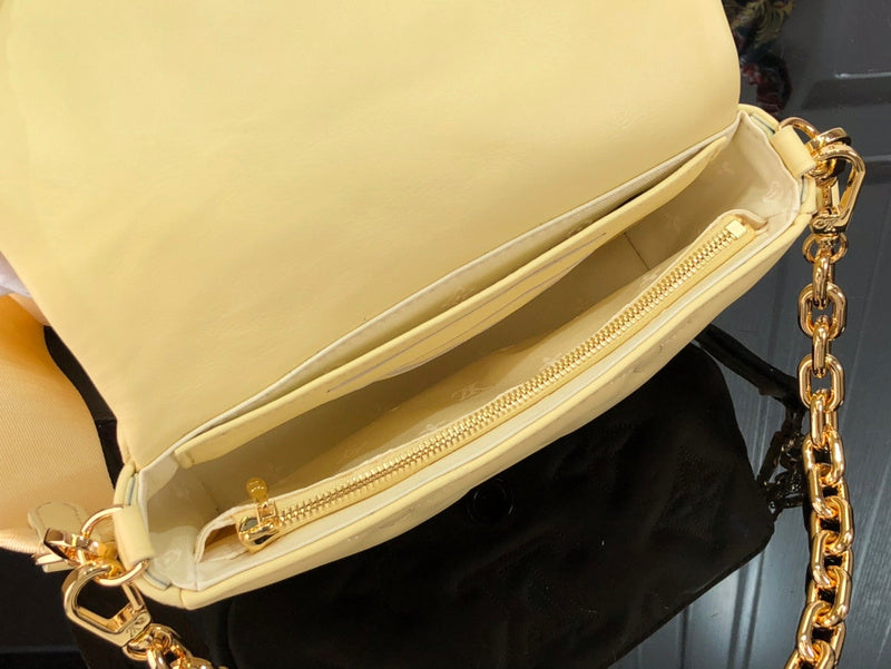I W Fashion Lu-Vi Bags - 16736