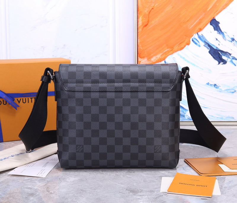 I W Fashion Lu-Vi bags - 17117