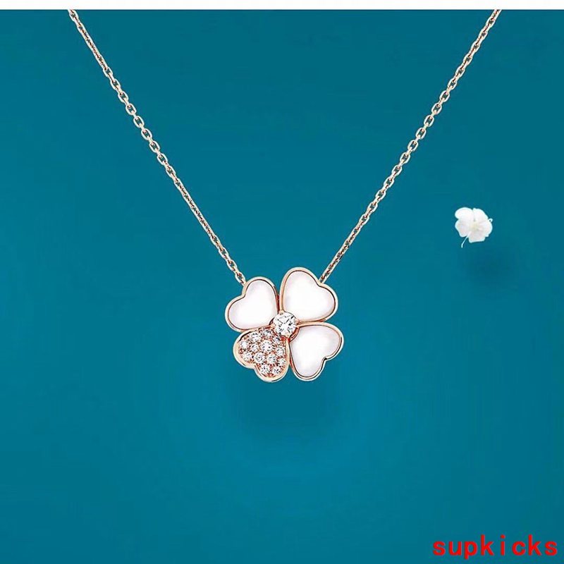 Van Cleef & Arples Jewelry