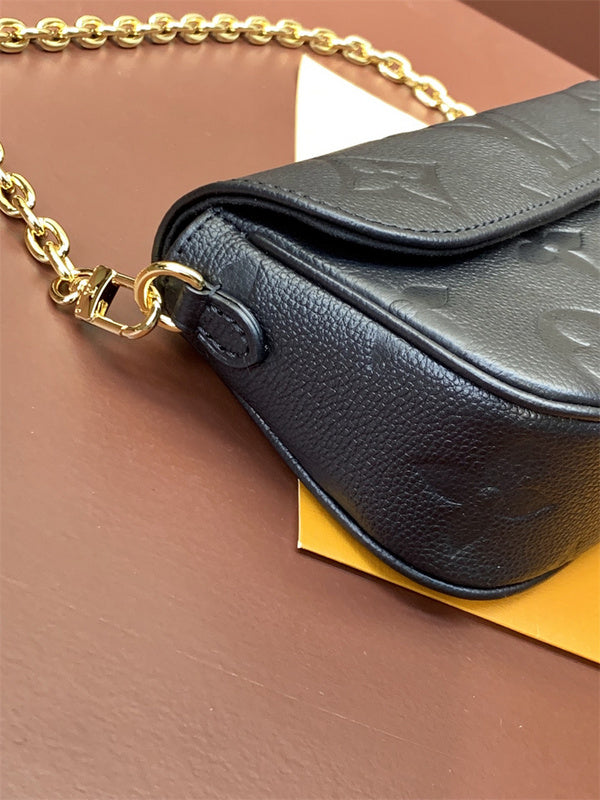 PHA - LOV Bags - 090