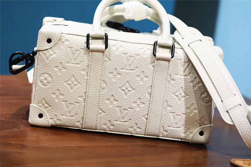 I W Fashion Lu-Vi bags - 10426