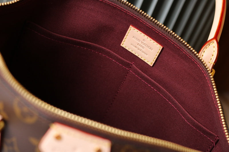 I W Fashion Lu-Vi Bags - 16945