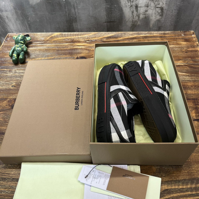 Burberry Luxury Shoes