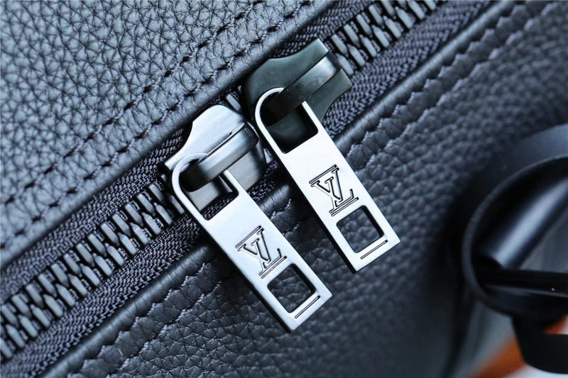 I W Fashion Lu-Vi bags - 11187