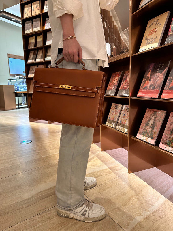 PHA - HMS Bags - 1555