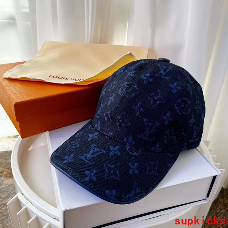 Louis Vuitton Luxury Cap