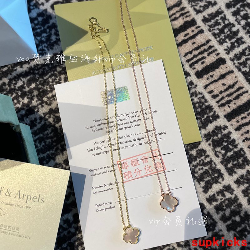Van Cleef & Arples Jewelry