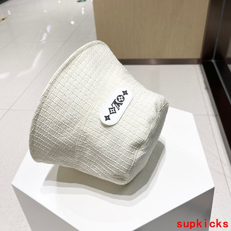 Louis Vuitton Luxury Cap