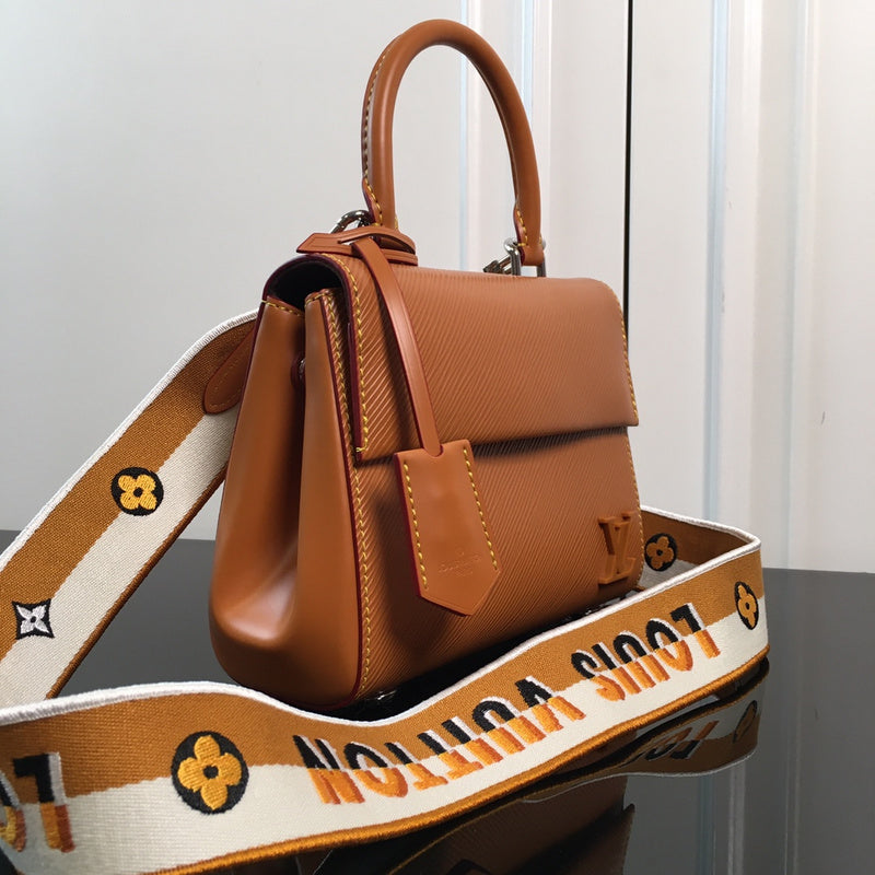 I W Fashion Lu-Vi bags - 17099