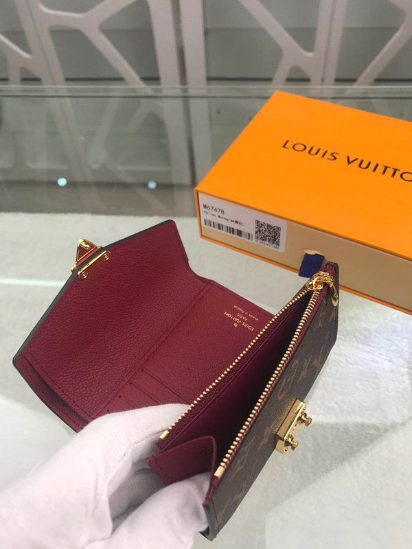 I W Fashion Lu-Vi bags - 9120