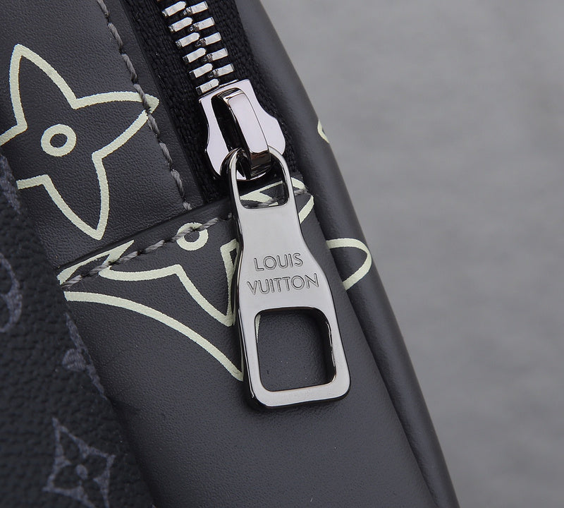 I W Fashion Lu-Vi bags - 17677
