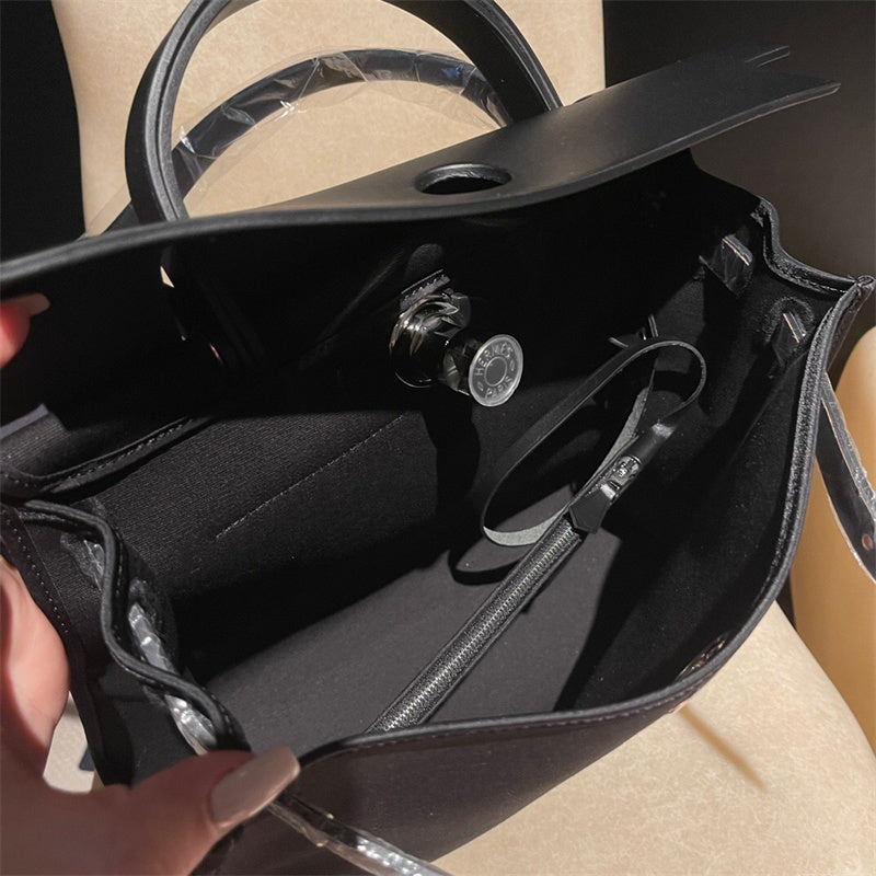 PHA - HMS Bags - 602