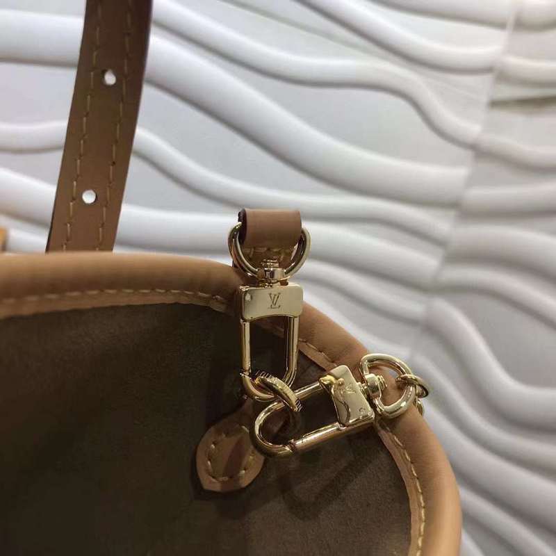 LOV2 Bags - Luxurious Bags  520