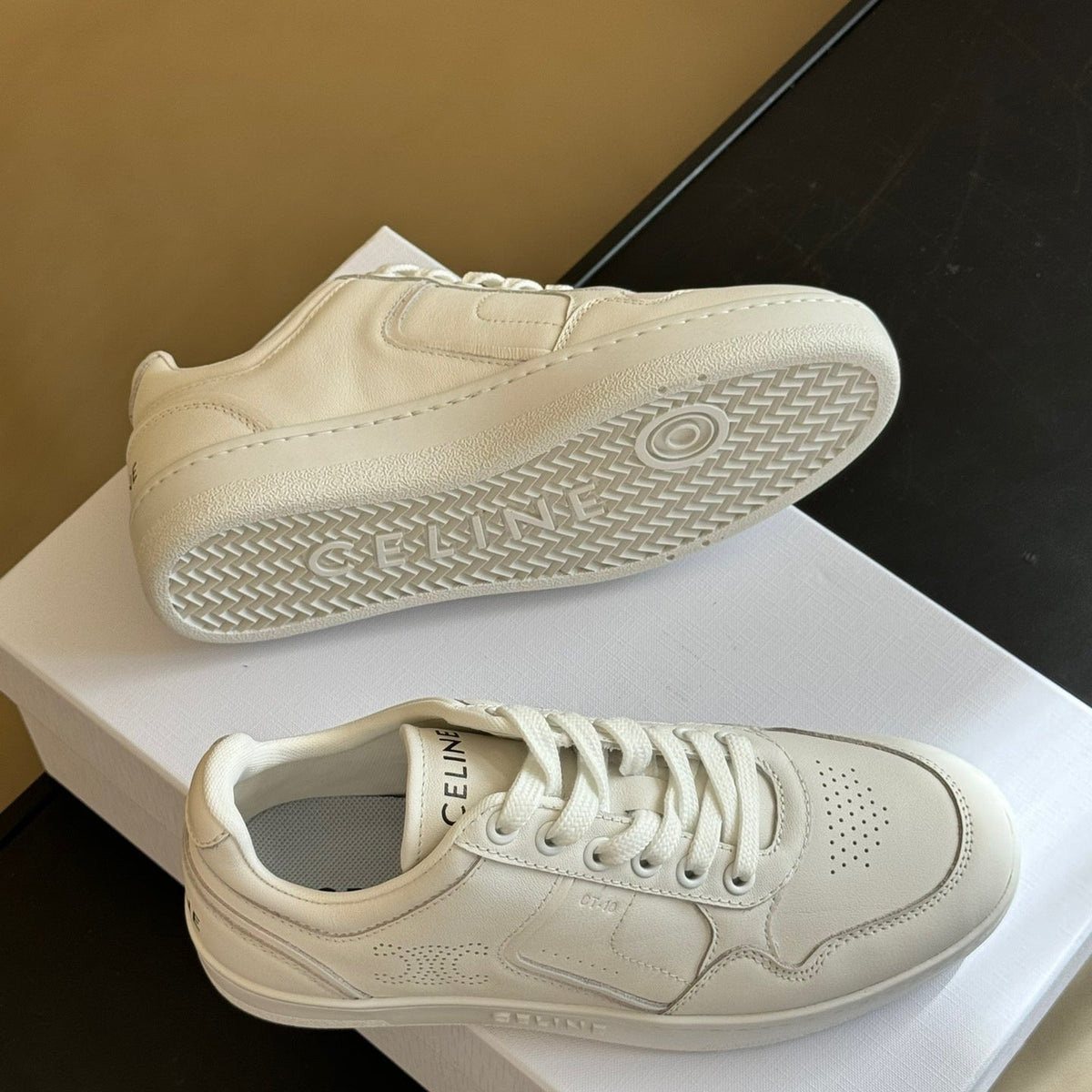 CEL SNEAKERS
