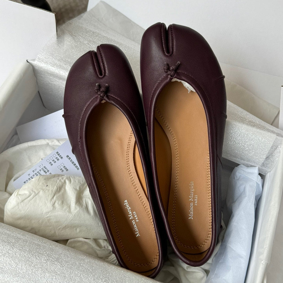 MAISON M TABI BALLET FLATS